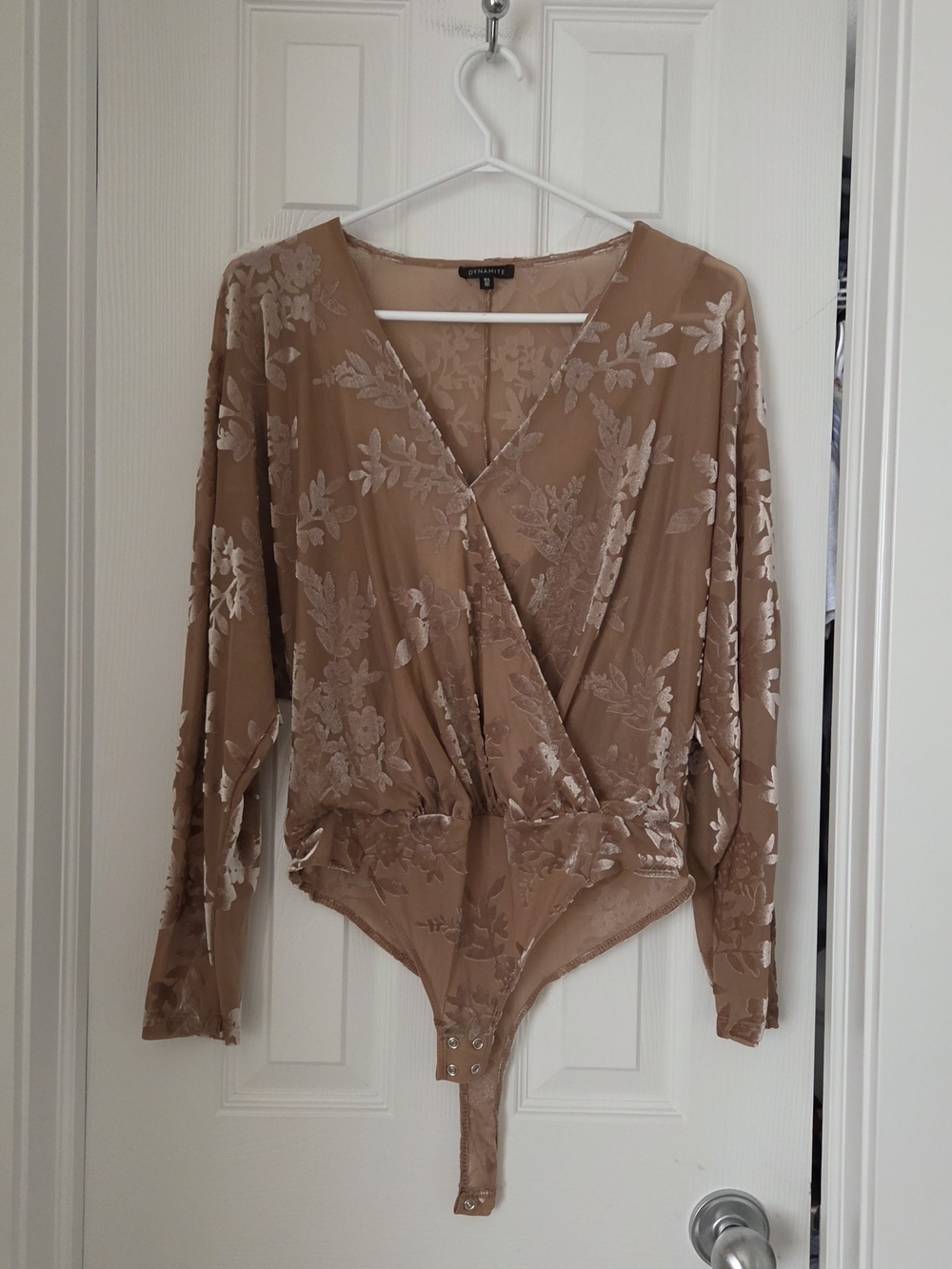 Dynamite Beige Floral Velvet Burnout Wrap Bodysuit Size L